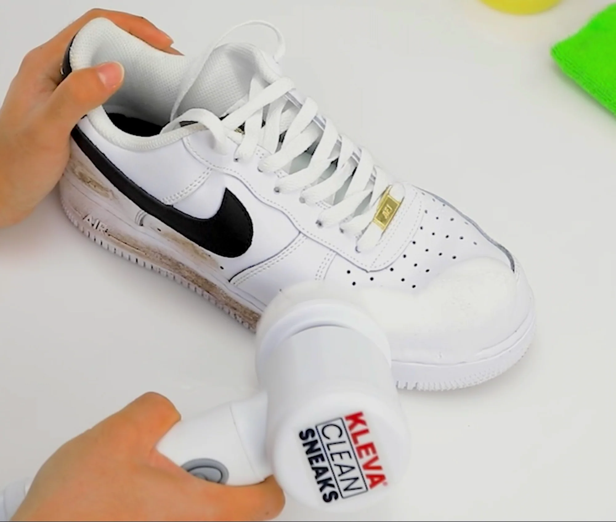 Make old shoes look new! Kleva Clean Sneaks Automatic Shoe Cleaner - Image 39